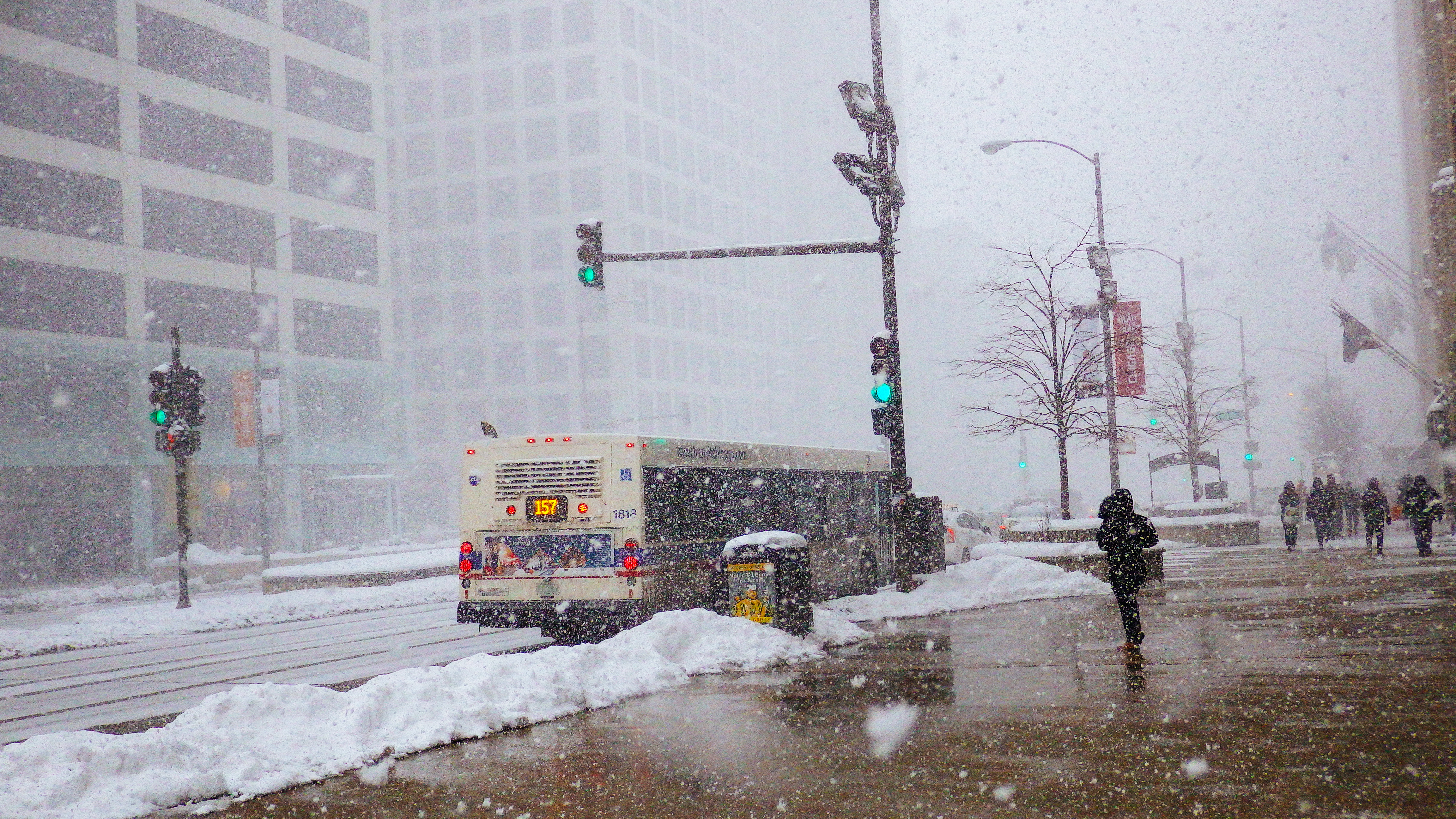 Photo of snow in downtown Chicago